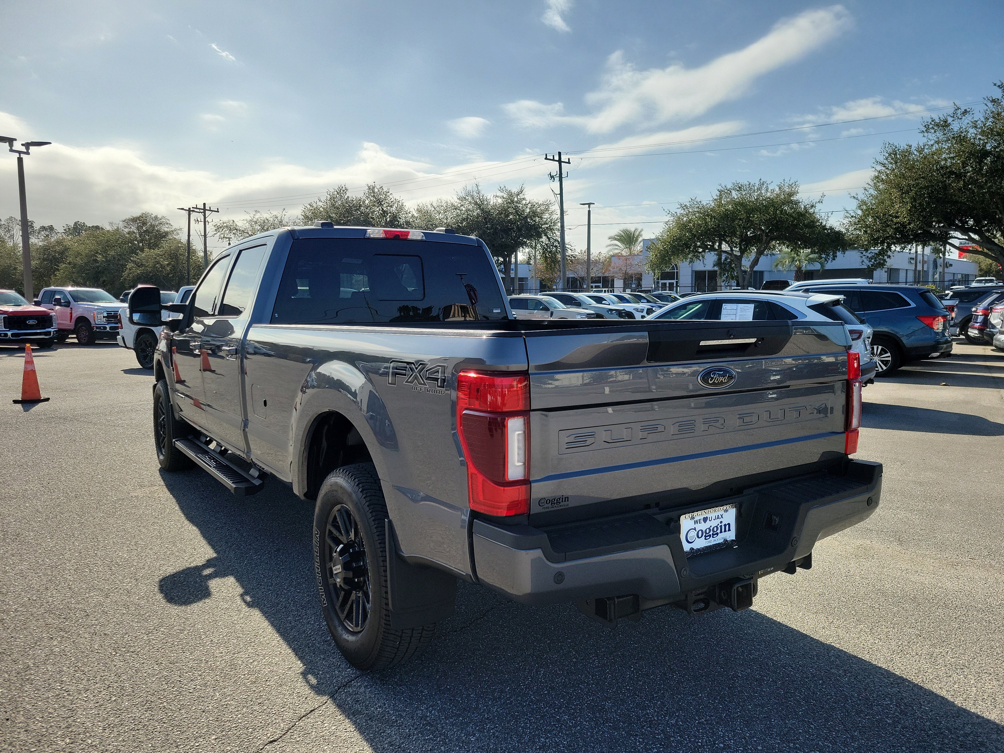 Certified 2022 Ford F350 Lariat w/ Black Appearance Package image 2