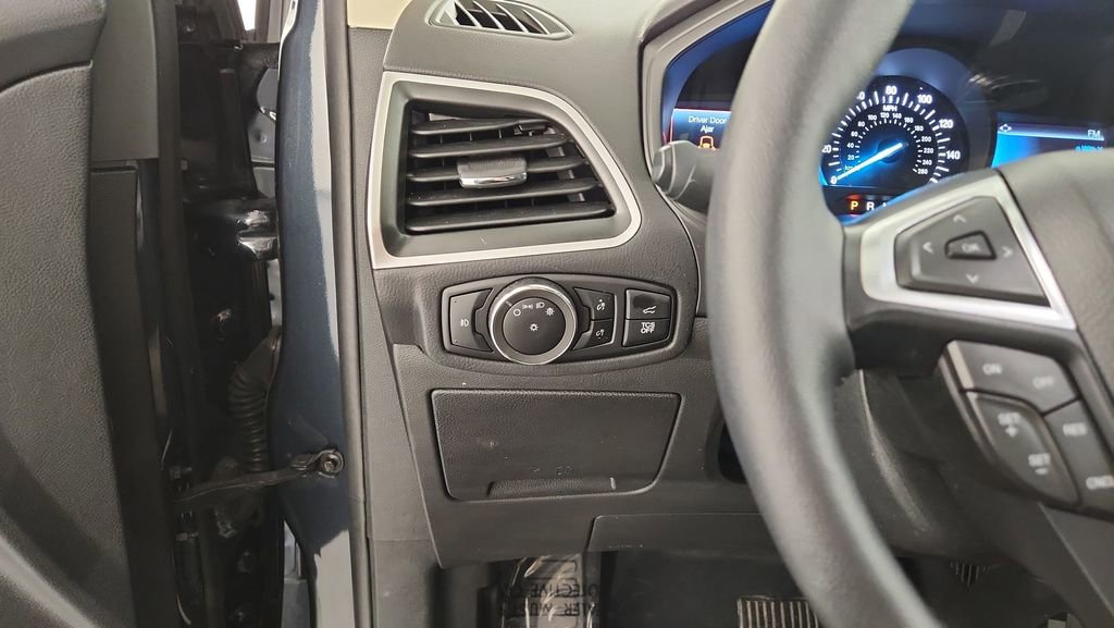 Certified 2023 Ford Edge SEL w/ Convenience Package image 23