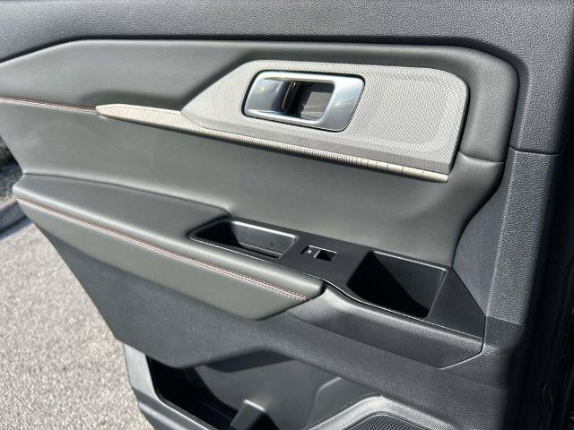 Certified 2026 Ford Explorer Active RWD image 17