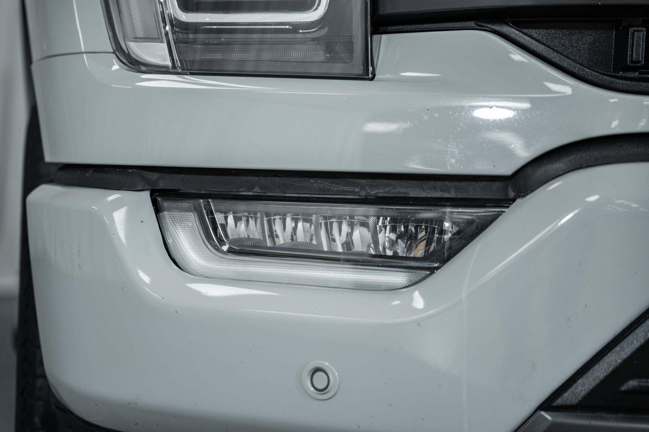 Certified 2023 Ford F150 Lariat w/ Equipment Group 502A High image 9