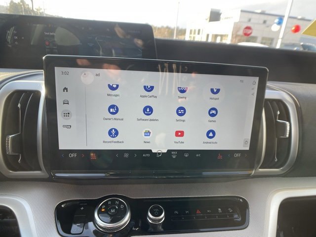 Certified 2025 Ford Expedition Active image 27