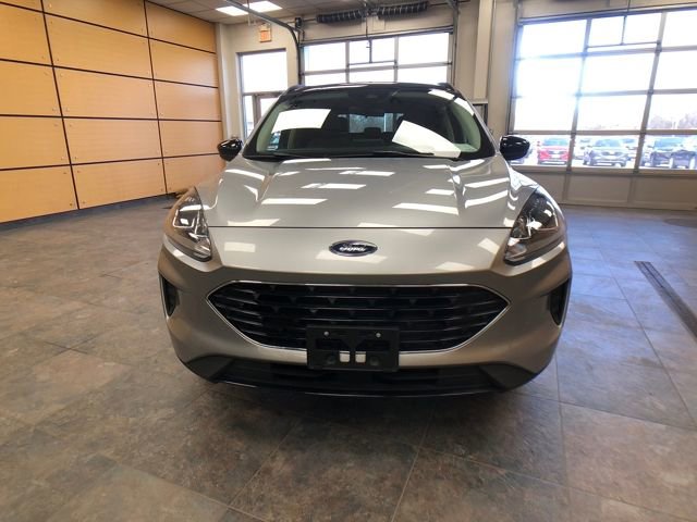 Certified 2021 Ford Escape SE w/ SE Sport Appearance Package image 2