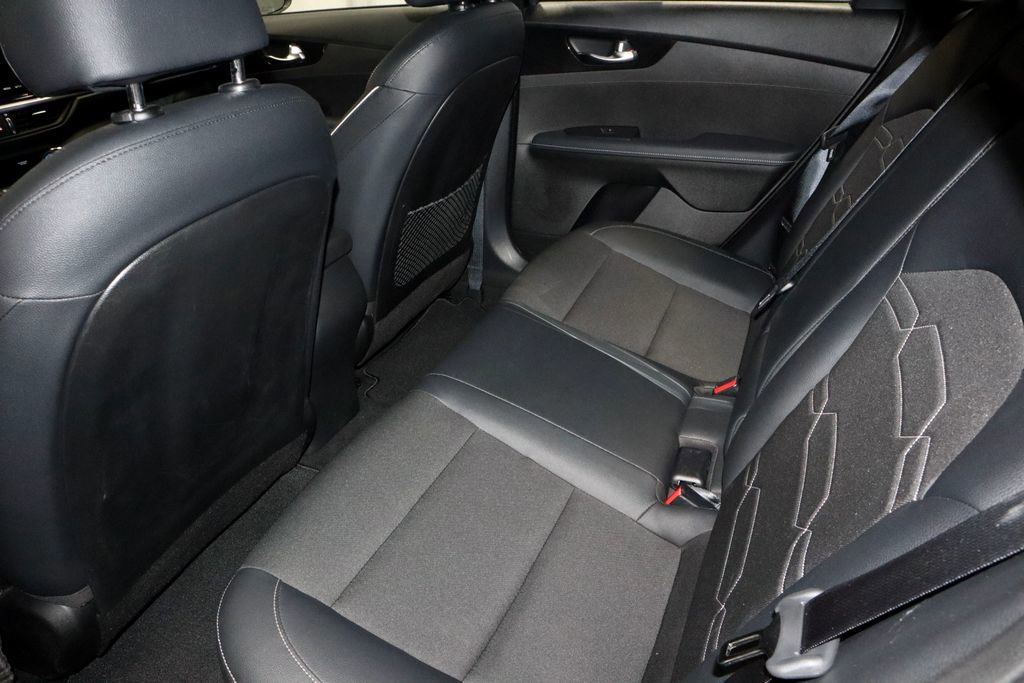 Used 2023 Kia Forte GT-Line w/ GT-Line Premium Package FWD image 21