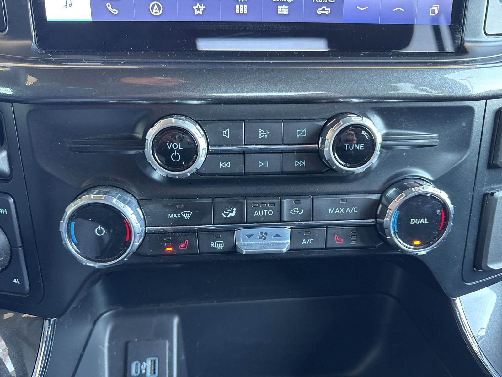 Certified 2023 Ford F150 XLT w/ Equipment Group 302A High image 30