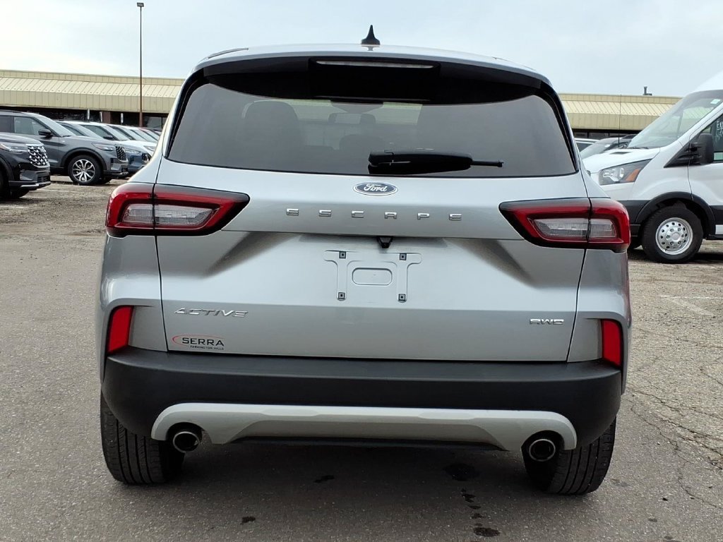 Certified 2024 Ford Escape Active AWD/4WD image 4