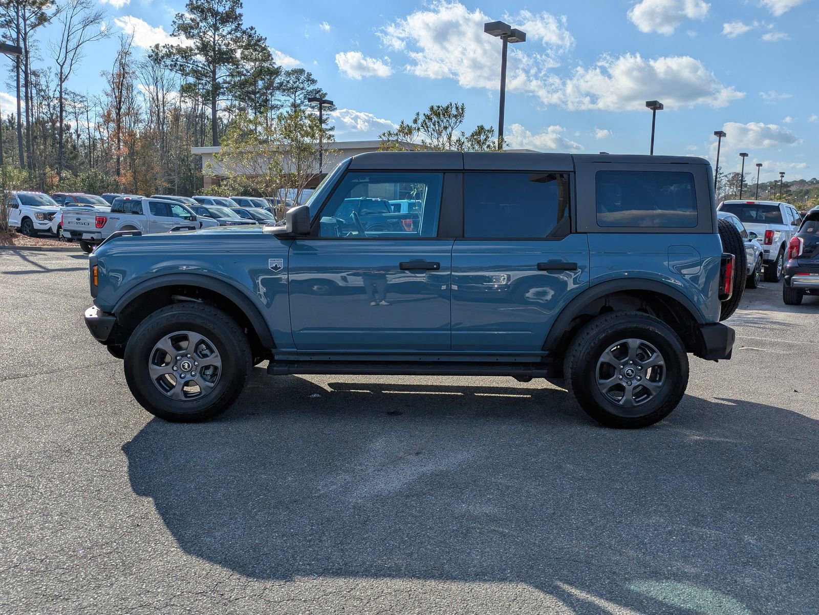 Certified 2023 Ford Bronco Big Bend image 2