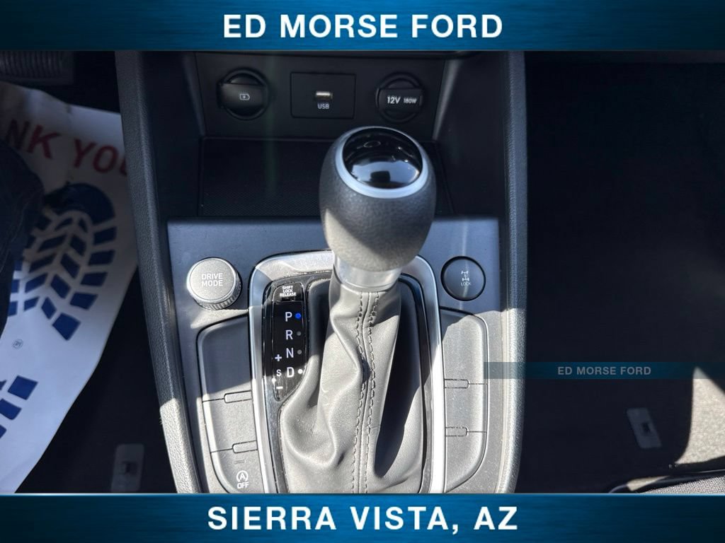 Used 2023 Hyundai Kona SEL AWD/4WD image 16