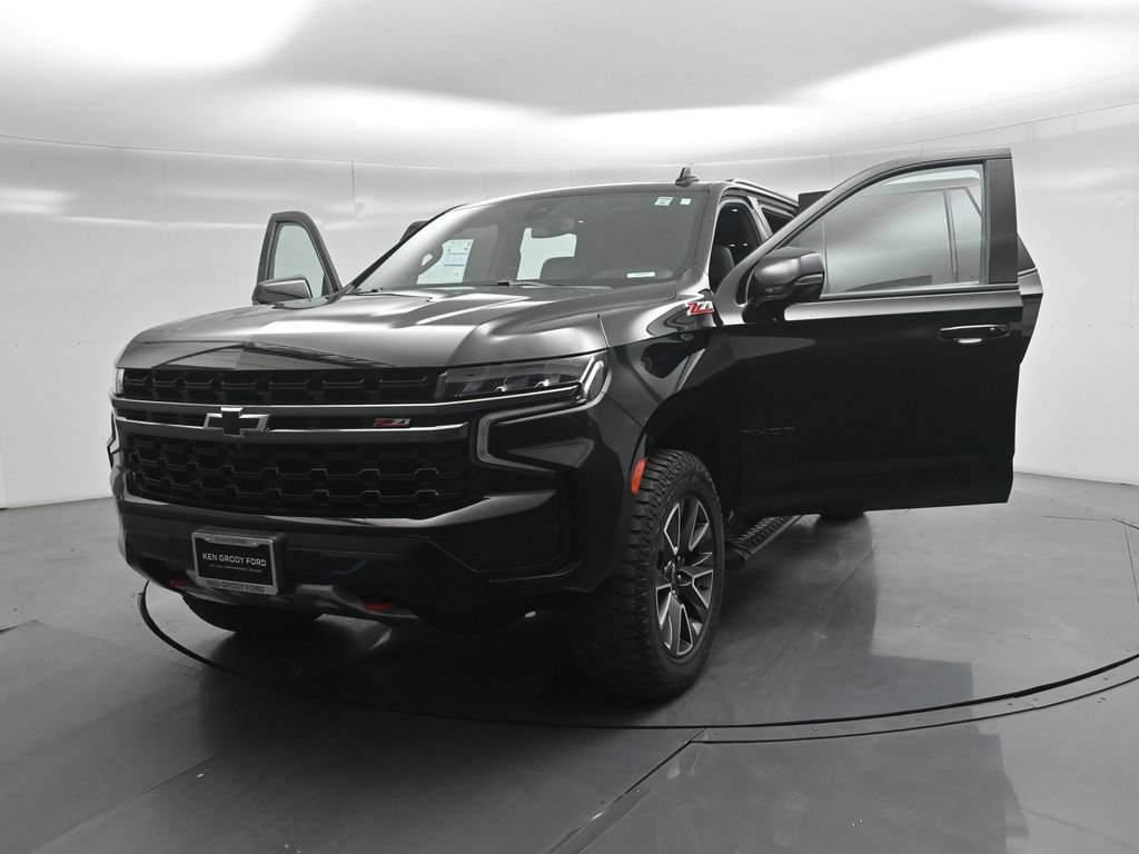 Used 2021 Chevrolet Tahoe Z71 w/ Z71 Off-Road Package AWD/4WD image 31