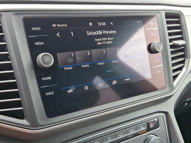 Used 2020 Volkswagen Atlas Cross Sport SE w/ Towing Package AWD/4WD image 6