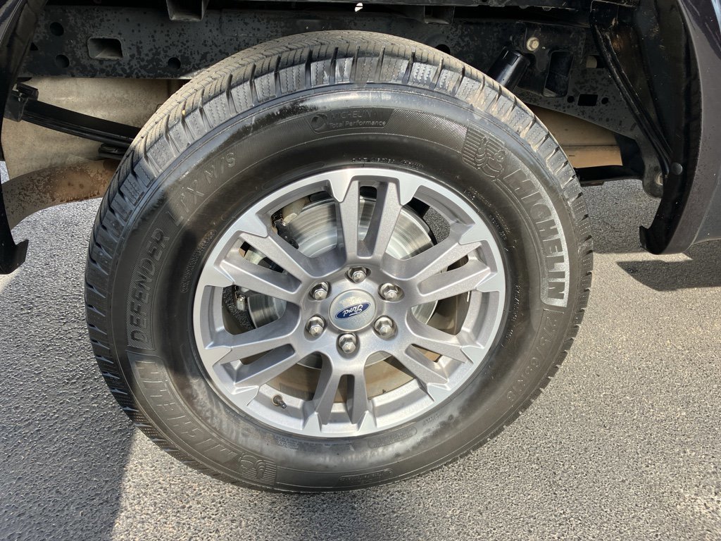 Certified 2018 Ford F150 Lariat w/ Equipment Group 501A Mid image 15