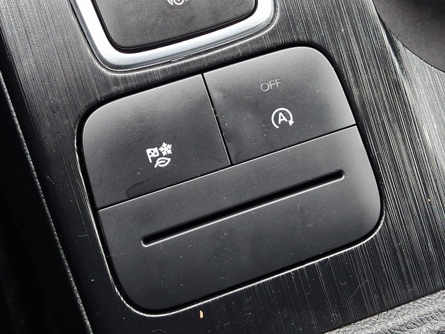 Certified 2023 Ford Escape AWD image 31