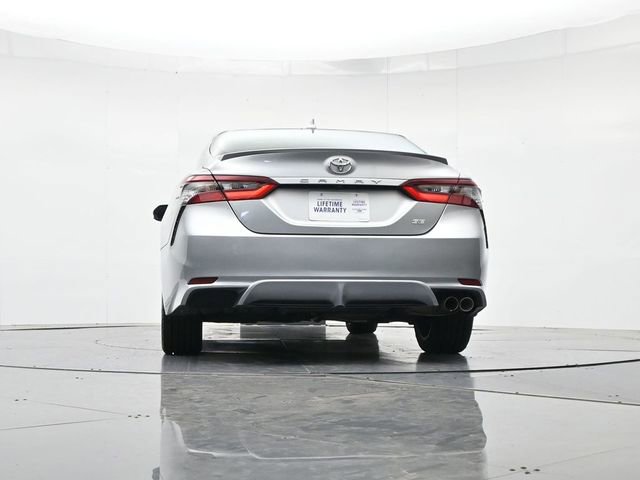 Used 2022 Toyota Camry SE FWD image 39