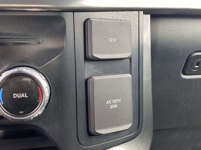 Certified 2022 Ford F150 Lariat w/ Equipment Group 502A High image 36