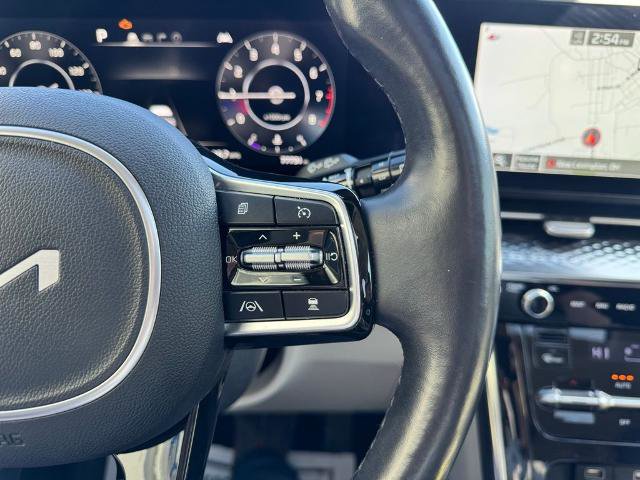 Used 2022 Kia Carnival SX Prestige image 21