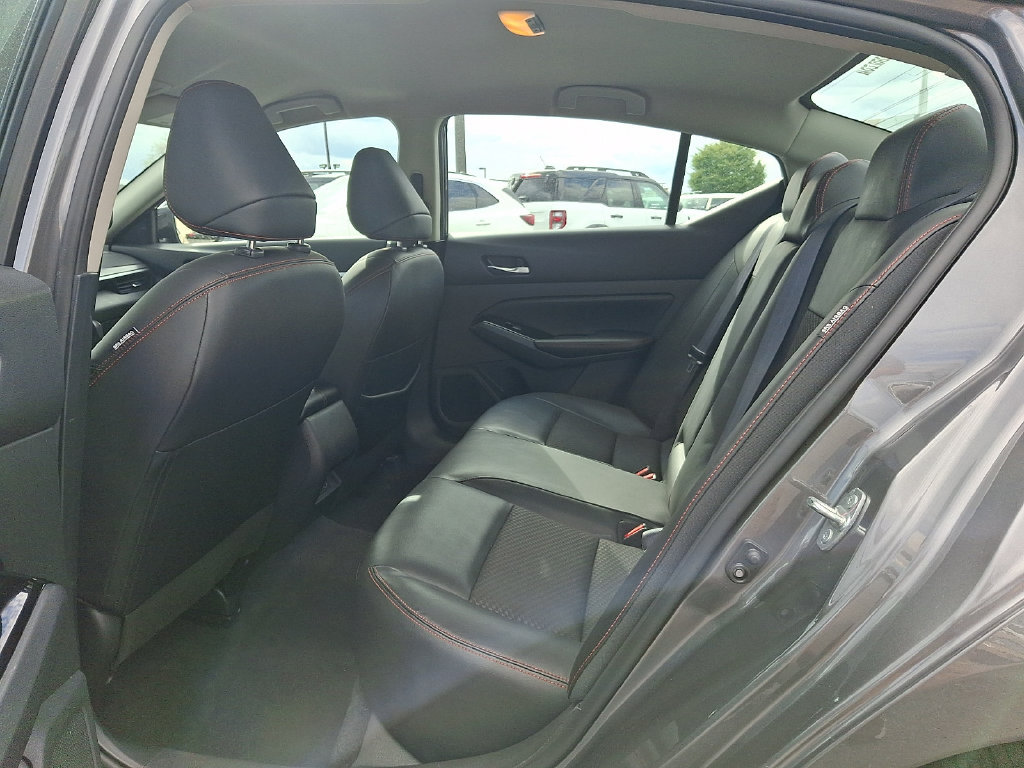 Used 2025 Nissan Altima 2.5 SR FWD image 10