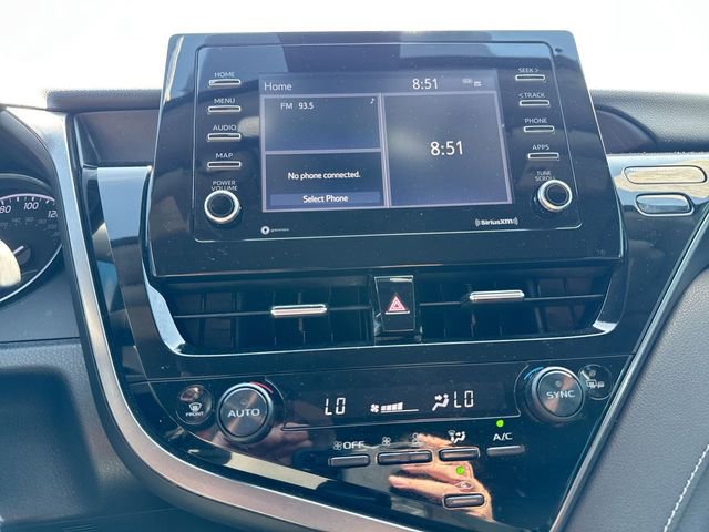 Used 2022 Toyota Camry SE FWD image 17