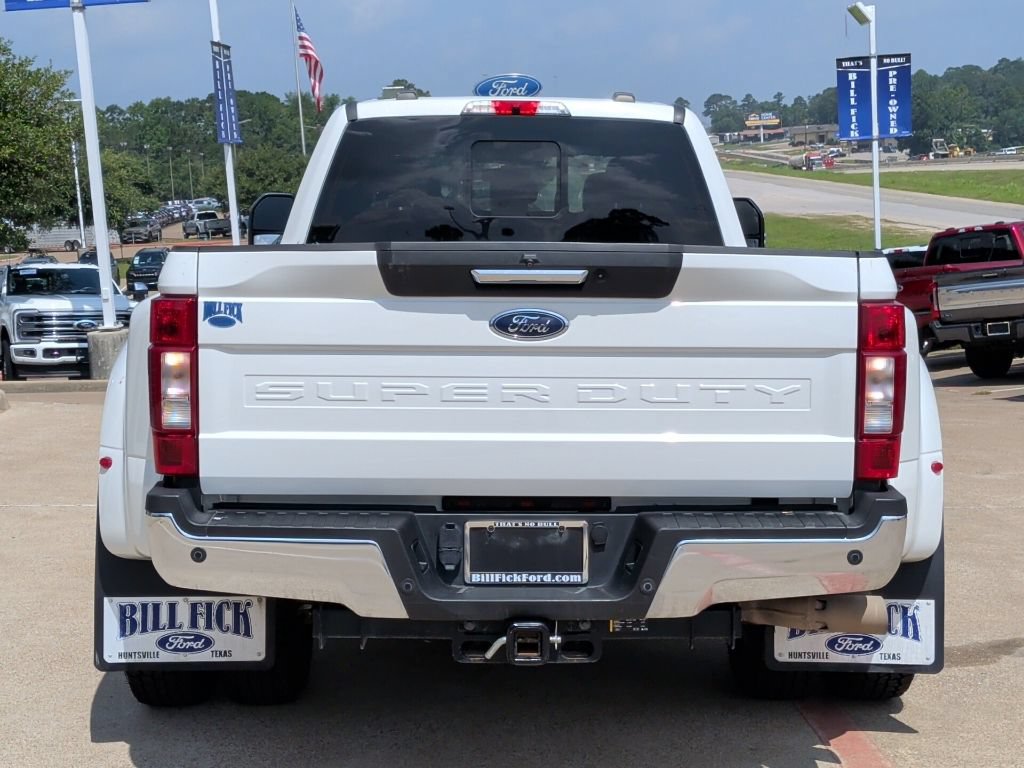 Certified 2022 Ford F350 Lariat w/ Lariat Value Package AWD/4WD image 4