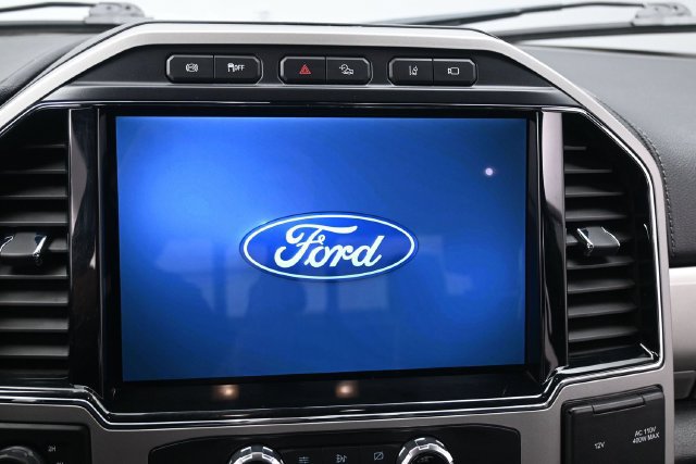 Certified 2022 Ford F350 Lariat w/ Tremor Off-Road Package AWD/4WD image 11
