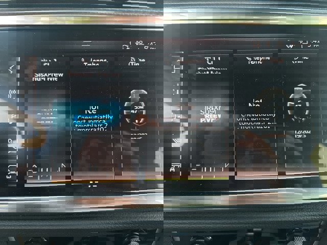 Used 2024 Audi Q3 2.0T Premium image 14