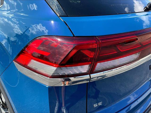 Used 2025 Volkswagen Atlas Cross Sport SE FWD image 25
