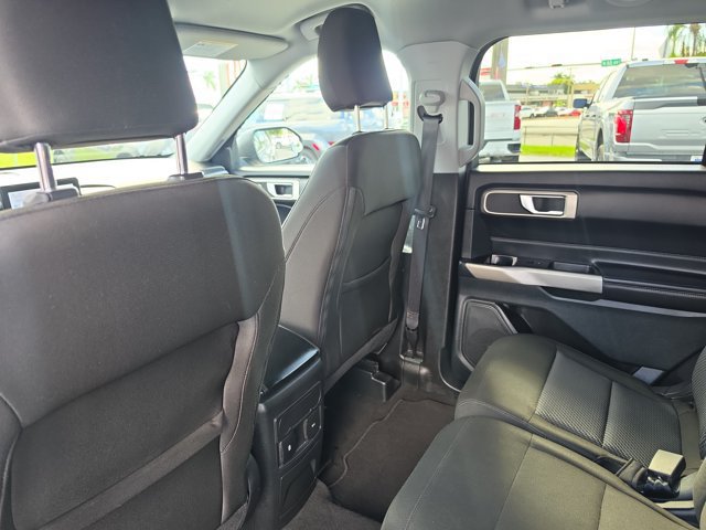 Certified 2023 Ford Explorer XLT RWD image 13