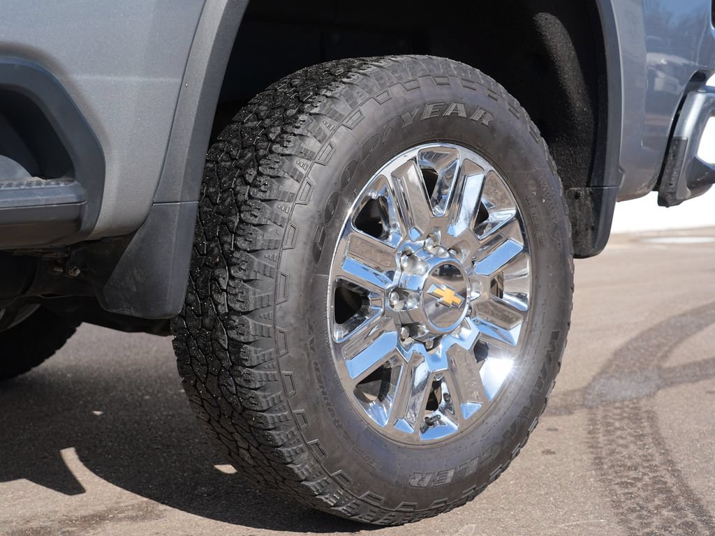 Used 2024 Chevrolet Silverado 2500 High Country w/ Z71 Off-Road Package AWD/4WD image 33