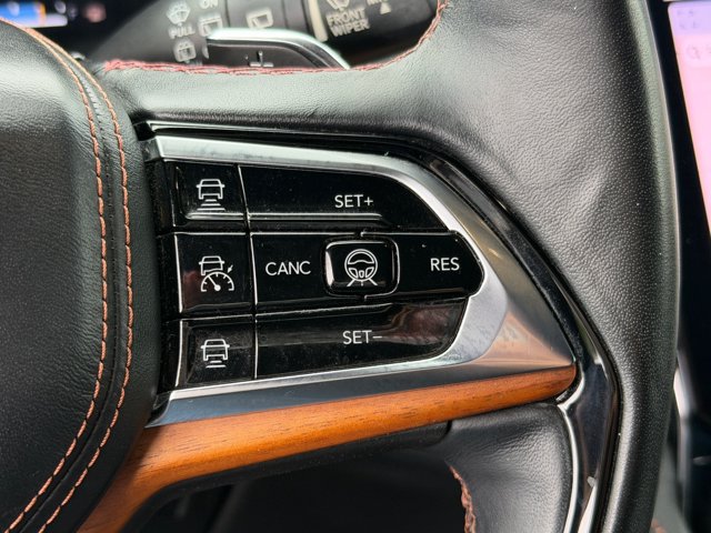 Used 2022 Jeep Grand Cherokee L Summit AWD/4WD image 36