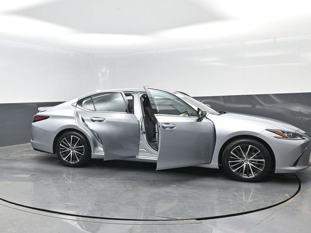 Used 2024 Lexus ES 350 w/ Premium Package FWD image 30