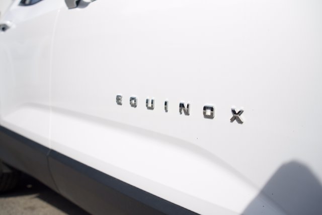 Used 2025 Chevrolet Equinox LT FWD image 13