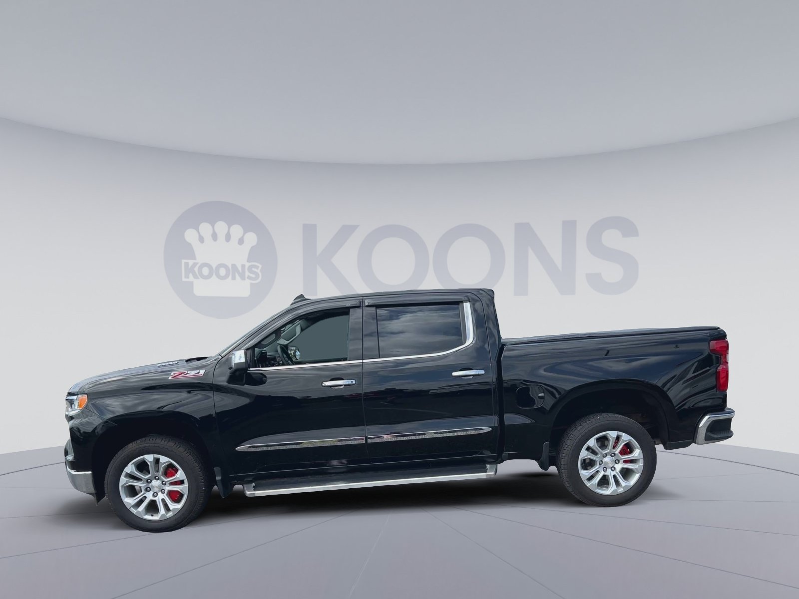 Used 2023 Chevrolet Silverado 1500 LTZ AWD/4WD image 7