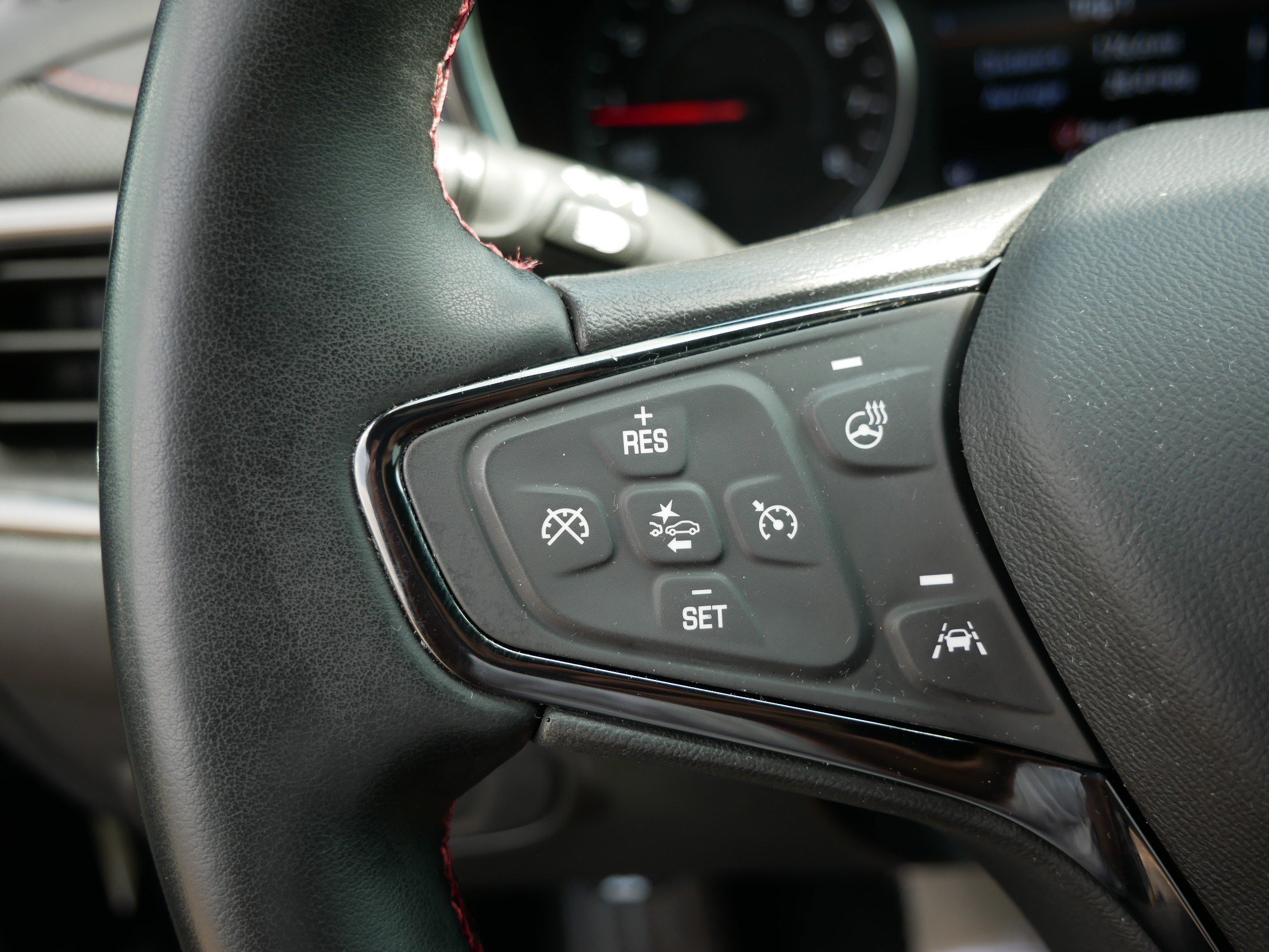 Used 2024 Chevrolet Equinox RS AWD/4WD image 29