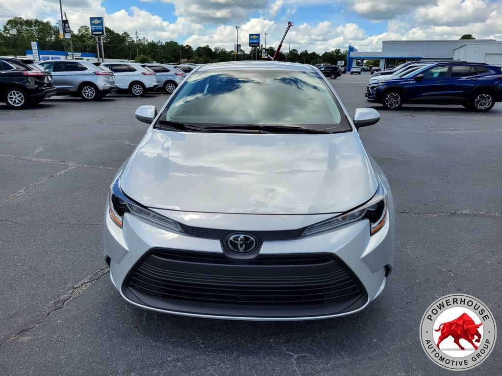Used 2024 Toyota Corolla LE FWD image 9