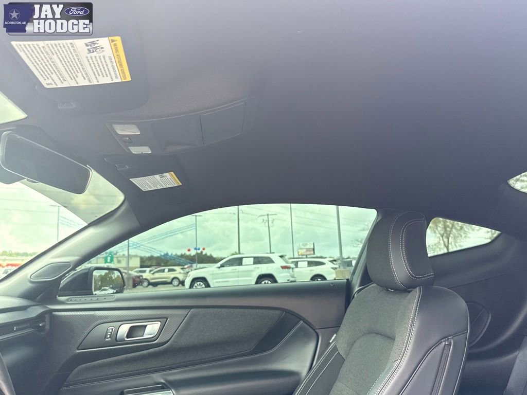 Certified 2025 Ford Mustang Coupe RWD image 23