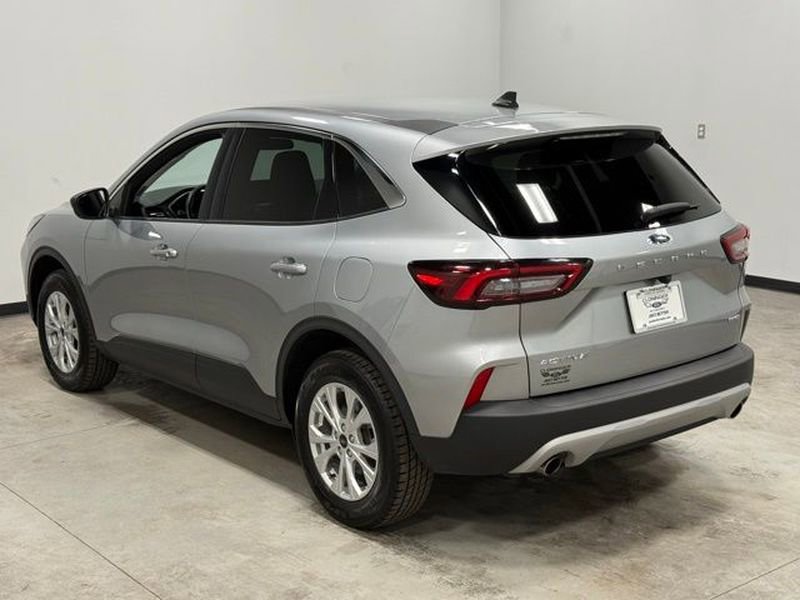 Certified 2024 Ford Escape Active image 9