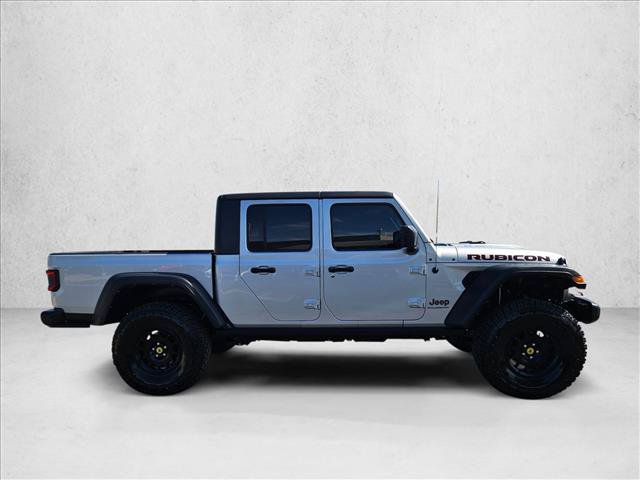Used 2023 Jeep Gladiator Rubicon w/ Cold Weather Group AWD/4WD image 4