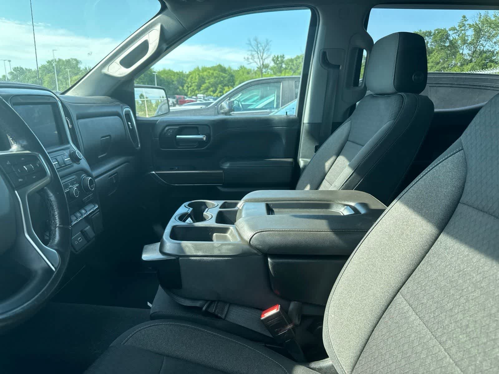 Used 2020 Chevrolet Silverado 1500 LT w/ All-Star Edition AWD/4WD image 31