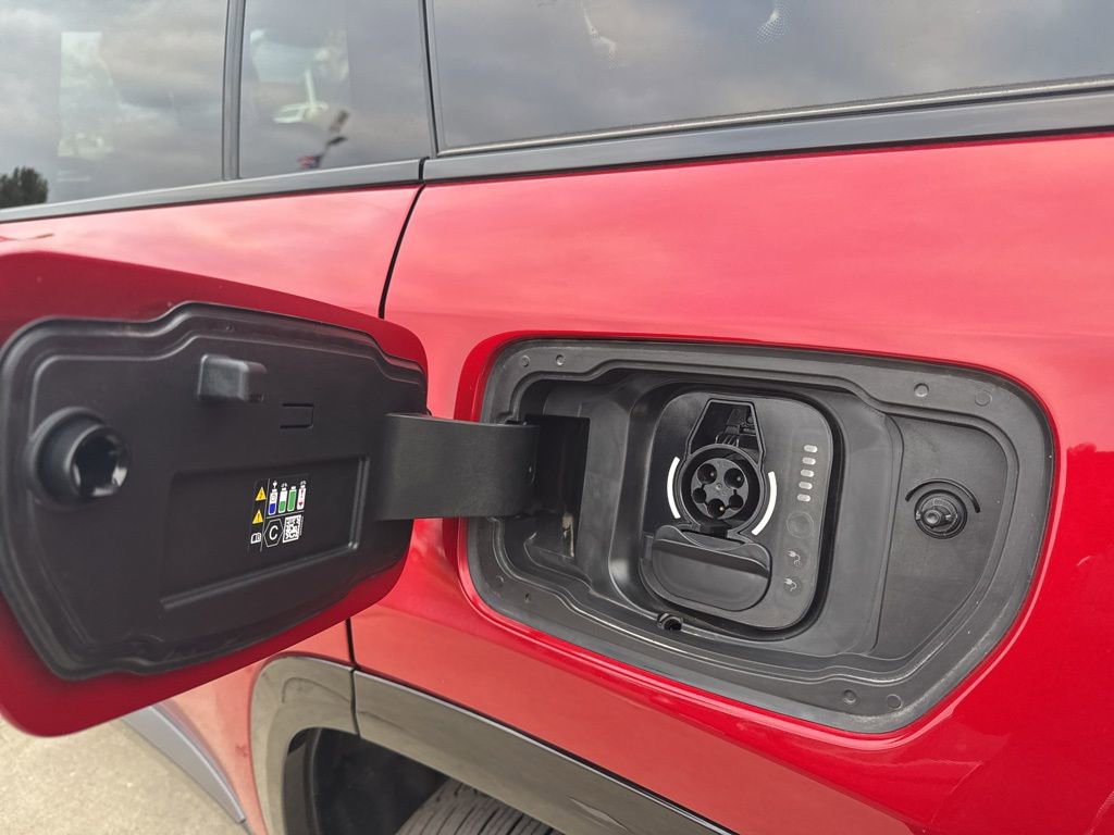 Used 2024 Jeep Wagoneer Launch Edition image 18