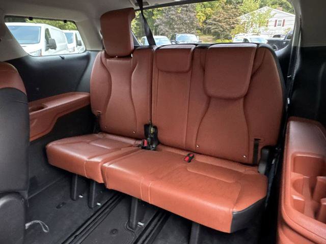 Used 2024 Kia Carnival SX image 23