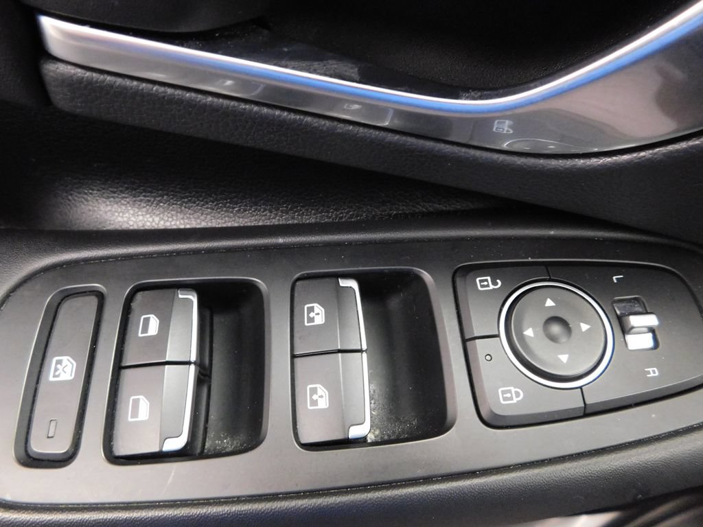 Used 2023 Hyundai Sonata SEL FWD image 12