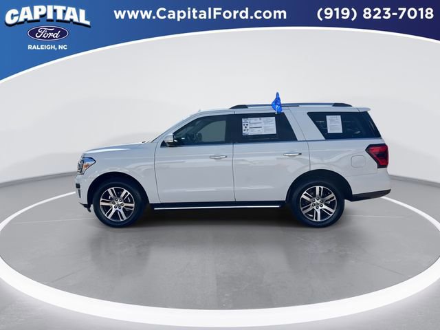 Certified 2023 Ford Expedition Limited image 3