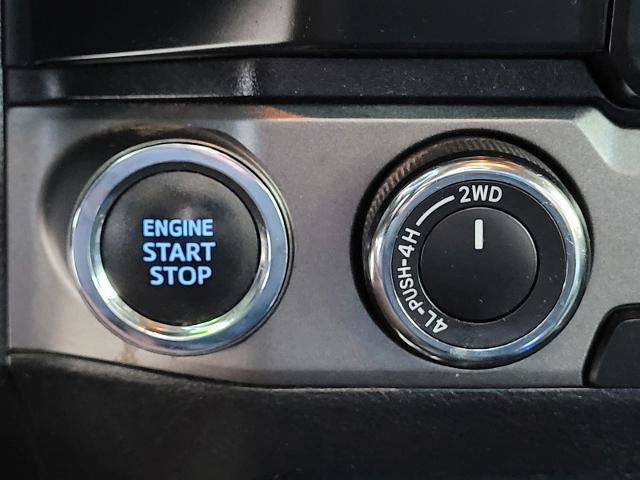 Used 2022 Toyota Tacoma TRD Sport AWD/4WD image 15