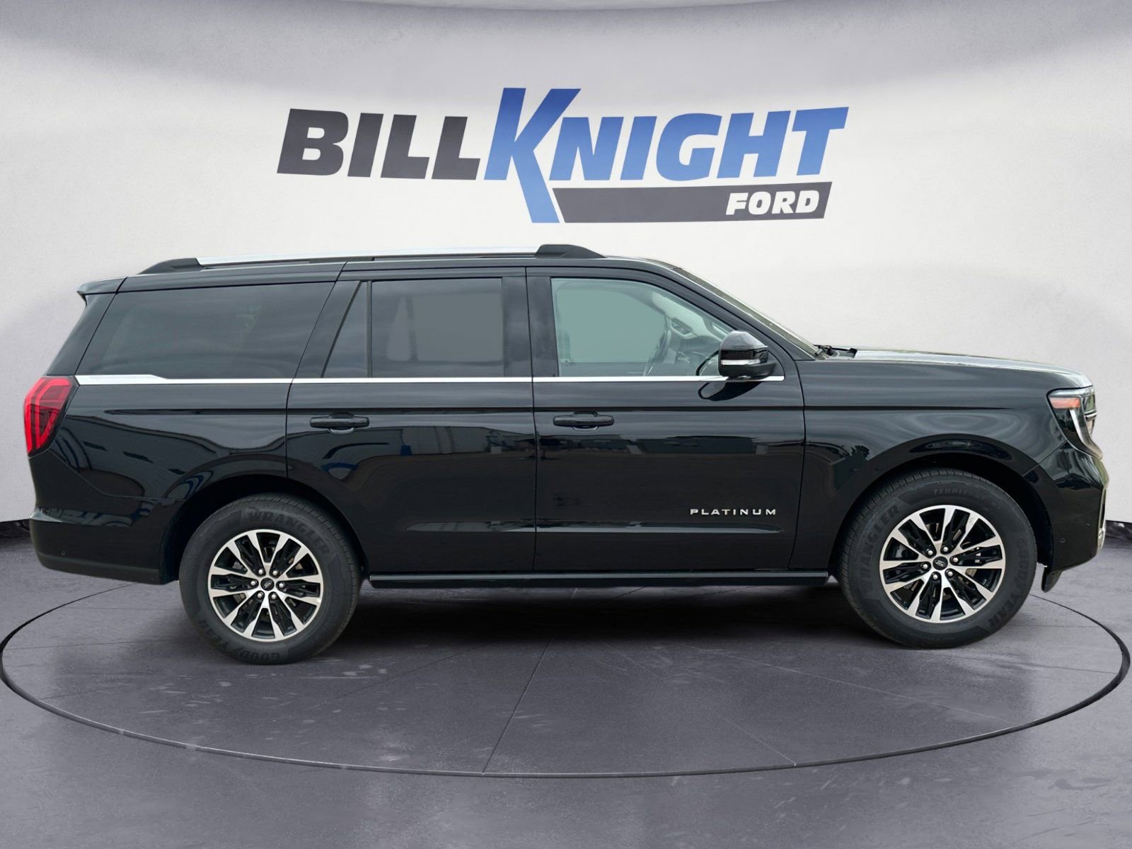 Certified 2025 Ford Expedition Platinum AWD/4WD image 6