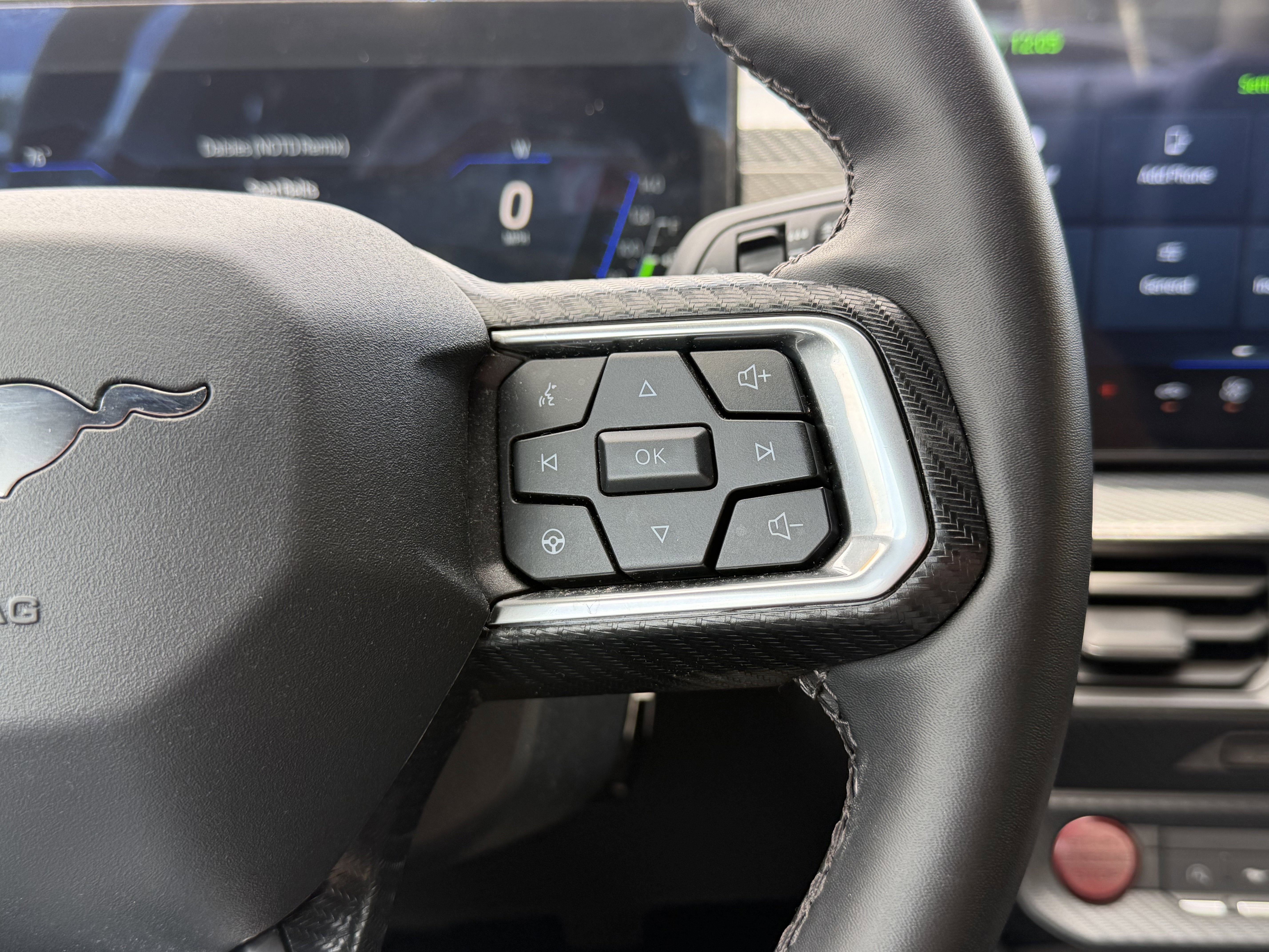 Certified 2024 Ford Mustang Coupe RWD image 18