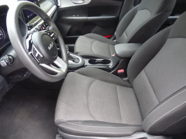 Used 2024 Kia Forte LXS FWD image 6
