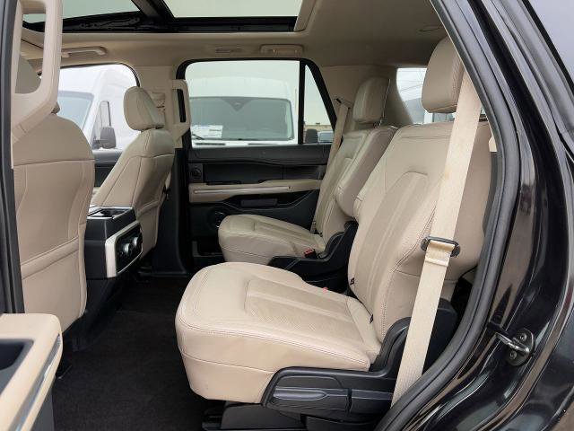 Certified 2022 Ford Expedition Limited image 30