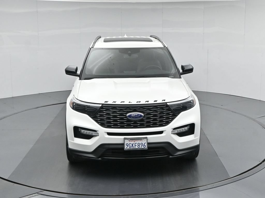 Certified 2023 Ford Explorer ST-Line w/ Class IV Trailer Tow Package RWD image 40
