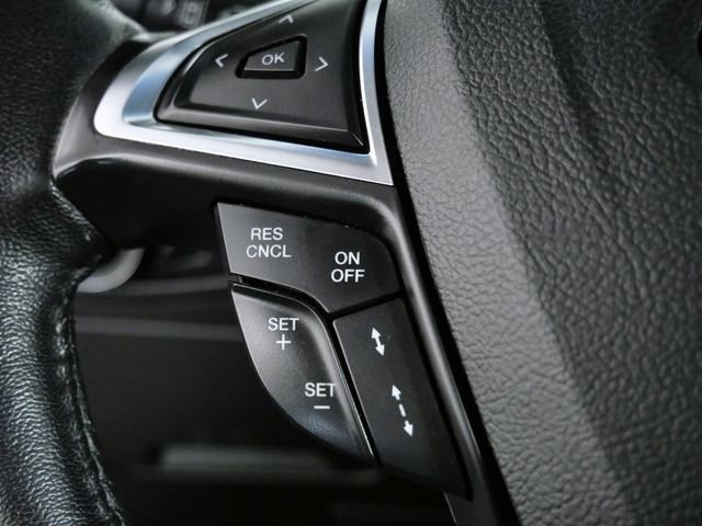 Certified 2018 Ford Edge Titanium w/ Equipment Group 301A AWD/4WD image 24