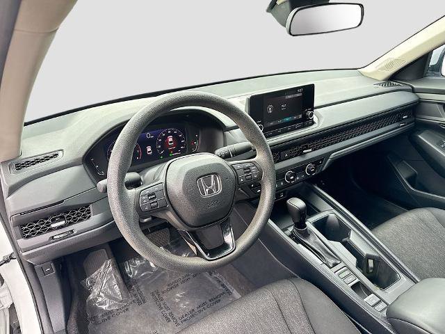 Used 2023 Honda Accord EX image 9