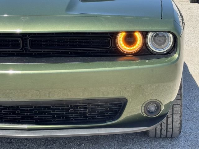 Used 2021 Dodge Challenger SXT w/ Blacktop Package image 9