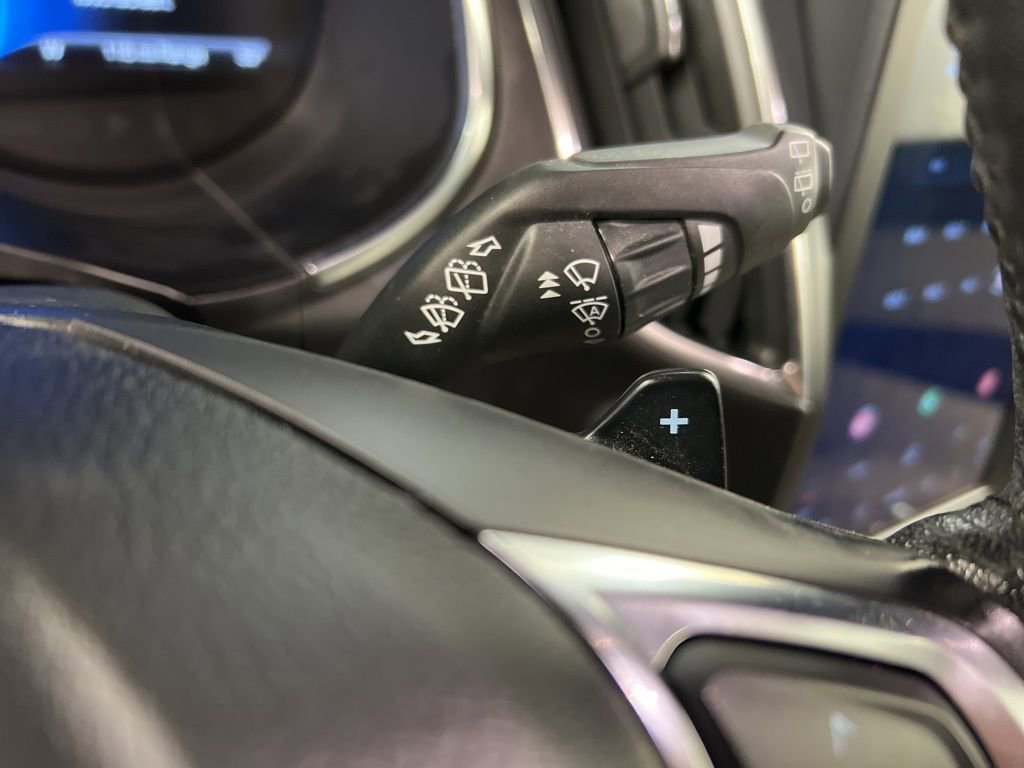 Certified 2021 Ford Edge Titanium w/ Class II Trailer Tow Package image 21